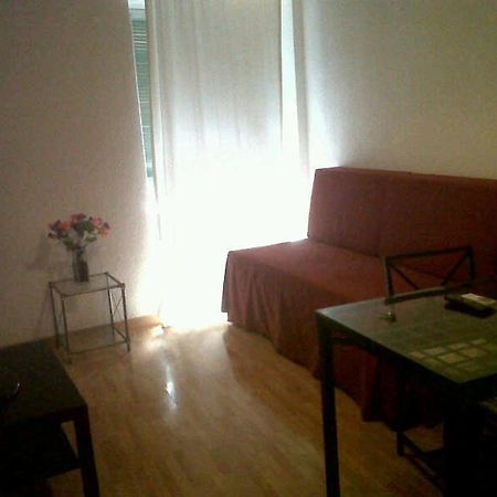 Km1 Amparo Apartments Madrid Rom bilde